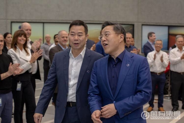 1546051860179689pVpF.jpg 4.jpg