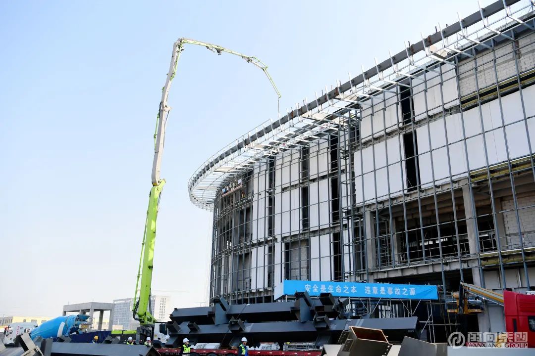 1646897179162699xMC2.jpg 1646897179162699xMC2.jpg